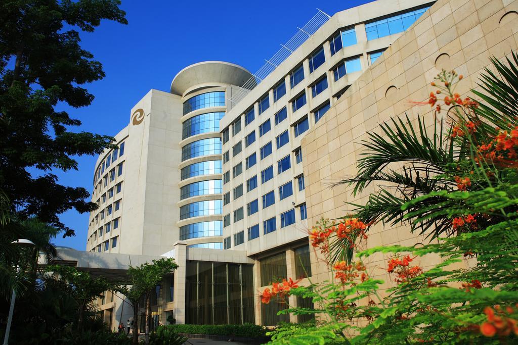 Tienyow Grand Hotel Haikou  Exteriör bild